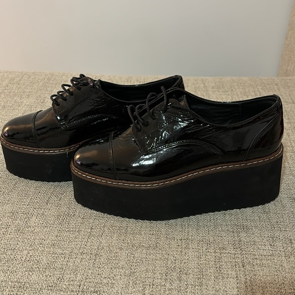 Black shoes from l’intervalle. - Picture 2 of 3